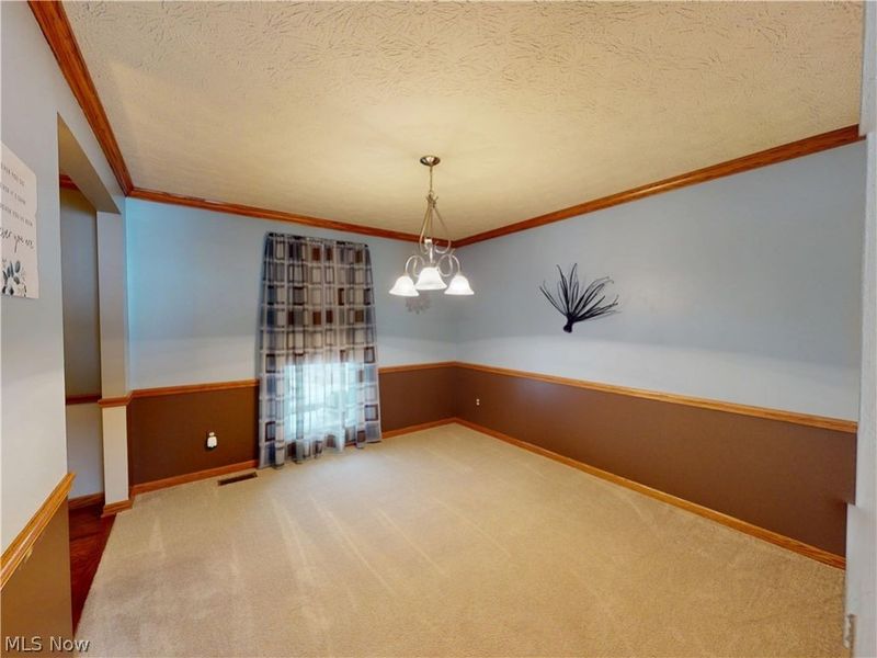 511 Picadilly Circle, Akron, OH 44319 Photo 6