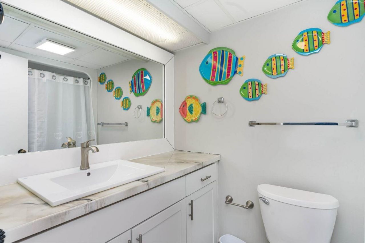 161 Seawatch Dr.  Photo 10