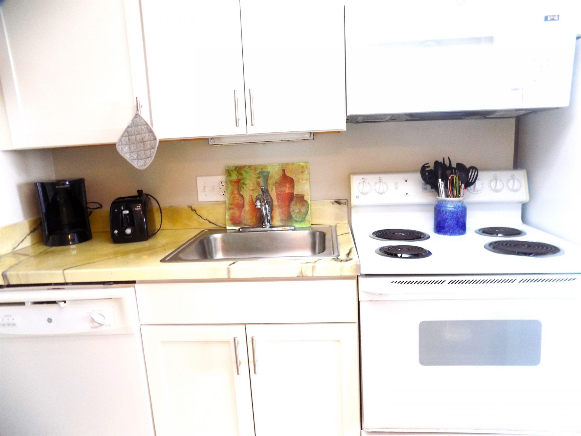 161 Seawatch Dr. Photo 7