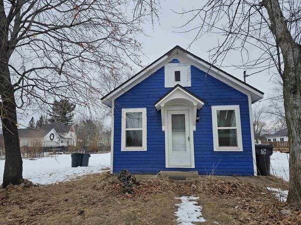 510 E ALFRED STREET, Weyauwega, WI 54983