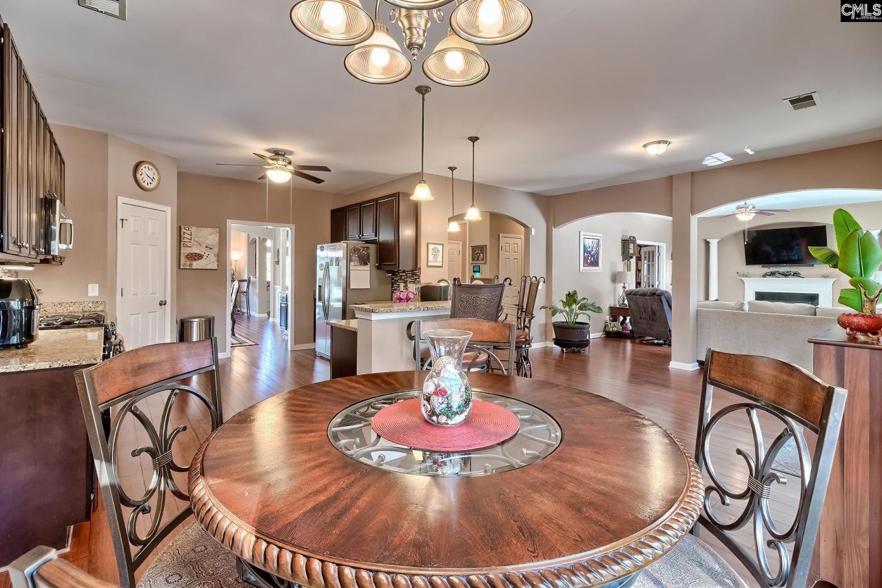 246 Woodmill Circle  Photo 18