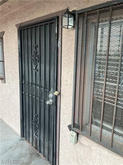 3712 Royal Crest Street, Unit 6, Las Vegas, NV 89119 Main Photo