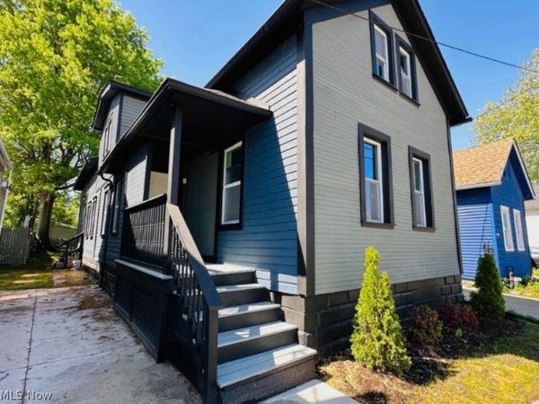 3205 Trowbridge Avenue, Cleveland, OH 44109