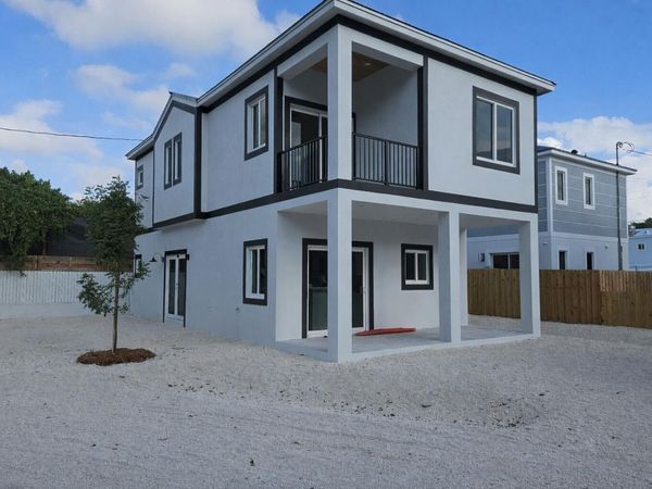 2 Buttonwood Drive, KEY LARGO, FL 33037