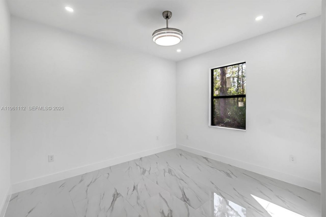 2113 Grayson Ave, Alva, FL 33920 Photo