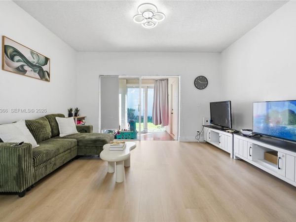 2 Simonton Cir , Weston, FL 33326