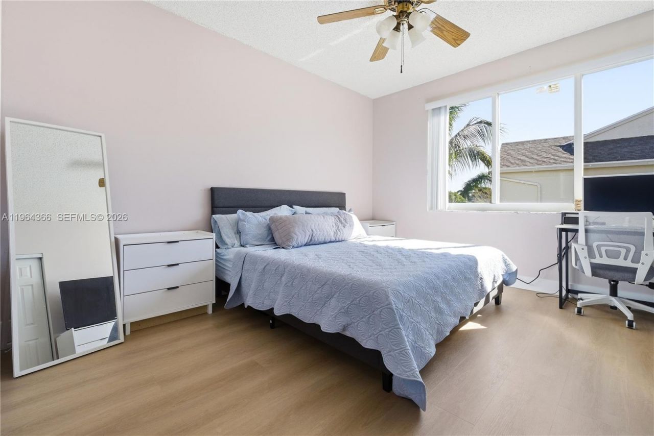 2 Simonton Cir , Weston, FL 33326 Photo