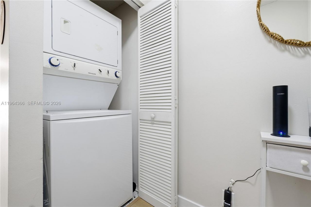 2 Simonton Cir , Weston, FL 33326 Photo