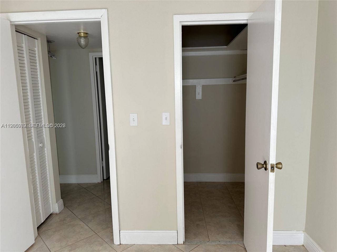 17570 Atlantic Blvd , Unit 407, Sunny Isles Beach, FL 33160 Photo