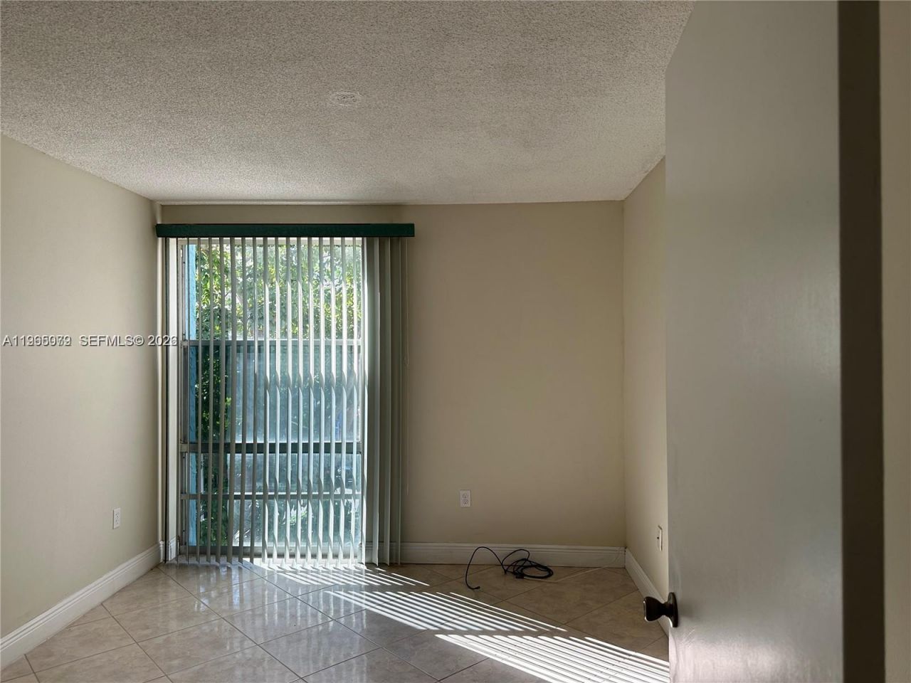 17570 Atlantic Blvd , Unit 407, Sunny Isles Beach, FL 33160 Photo