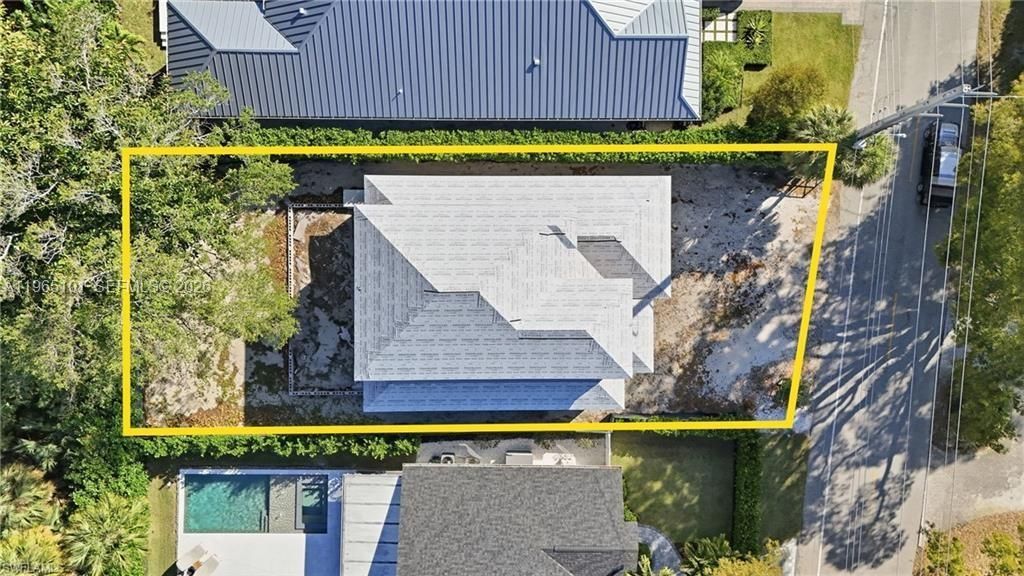 1070 13th St N, Naples, FL 34102 Photo