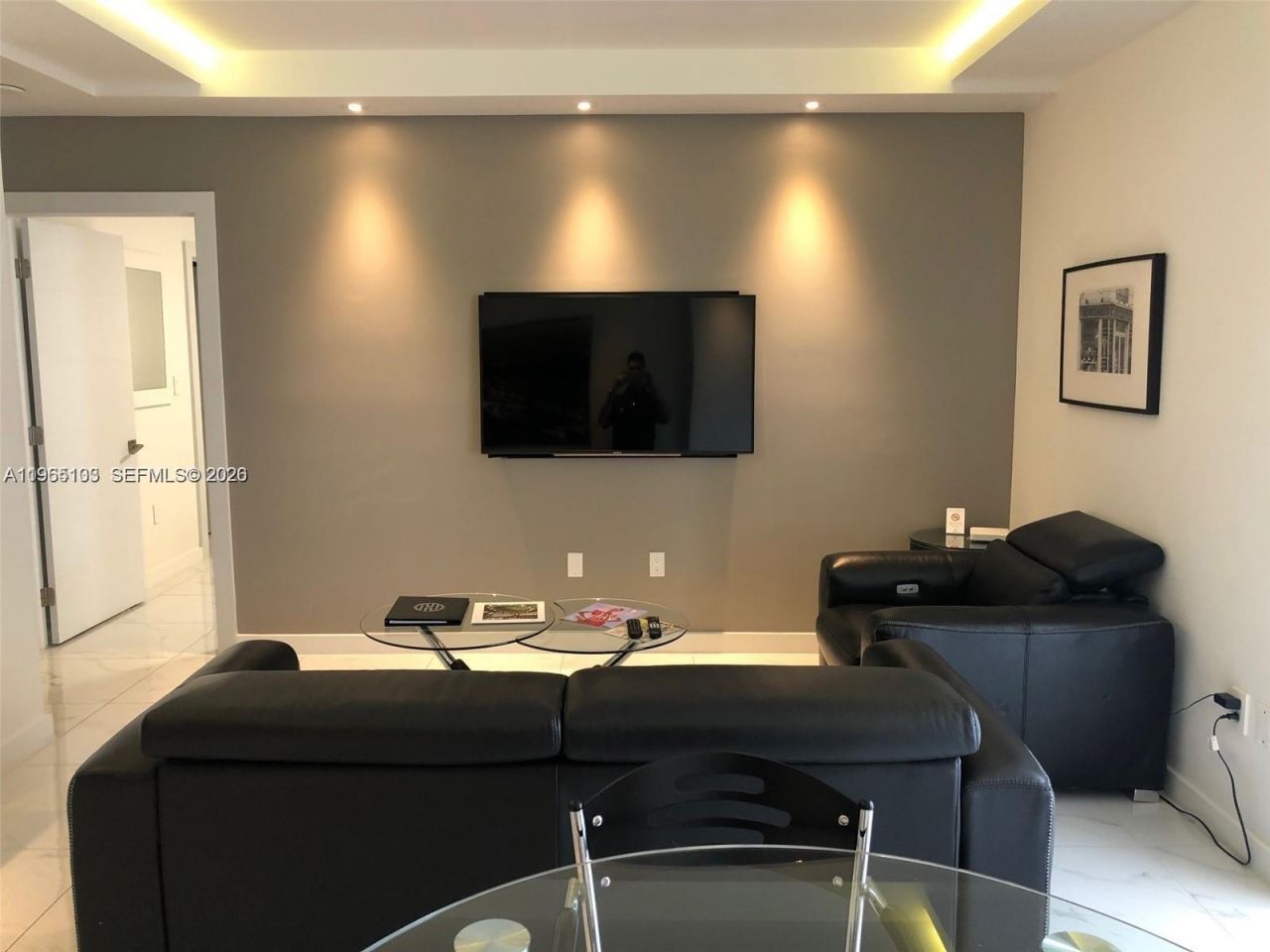 185 SE 14th Ter, Unit 2001, Miami, FL 33131 Photo