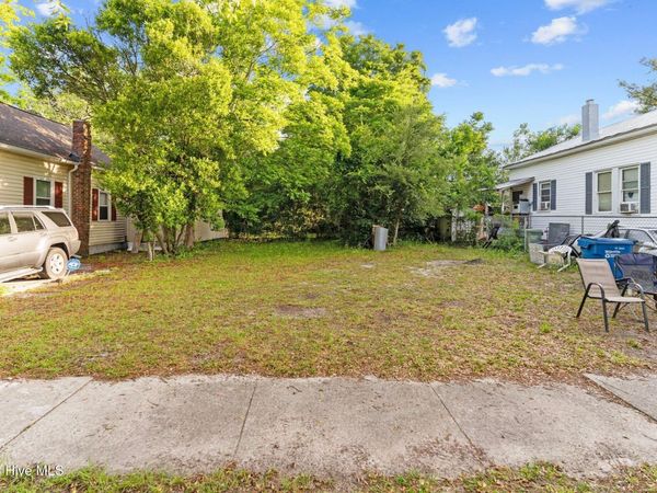 1015 Hall Street, Wilmington, NC 28401