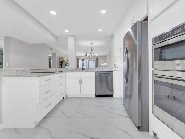 7192 Huntington Lane, Unit 307, Delray Beach, FL 33446