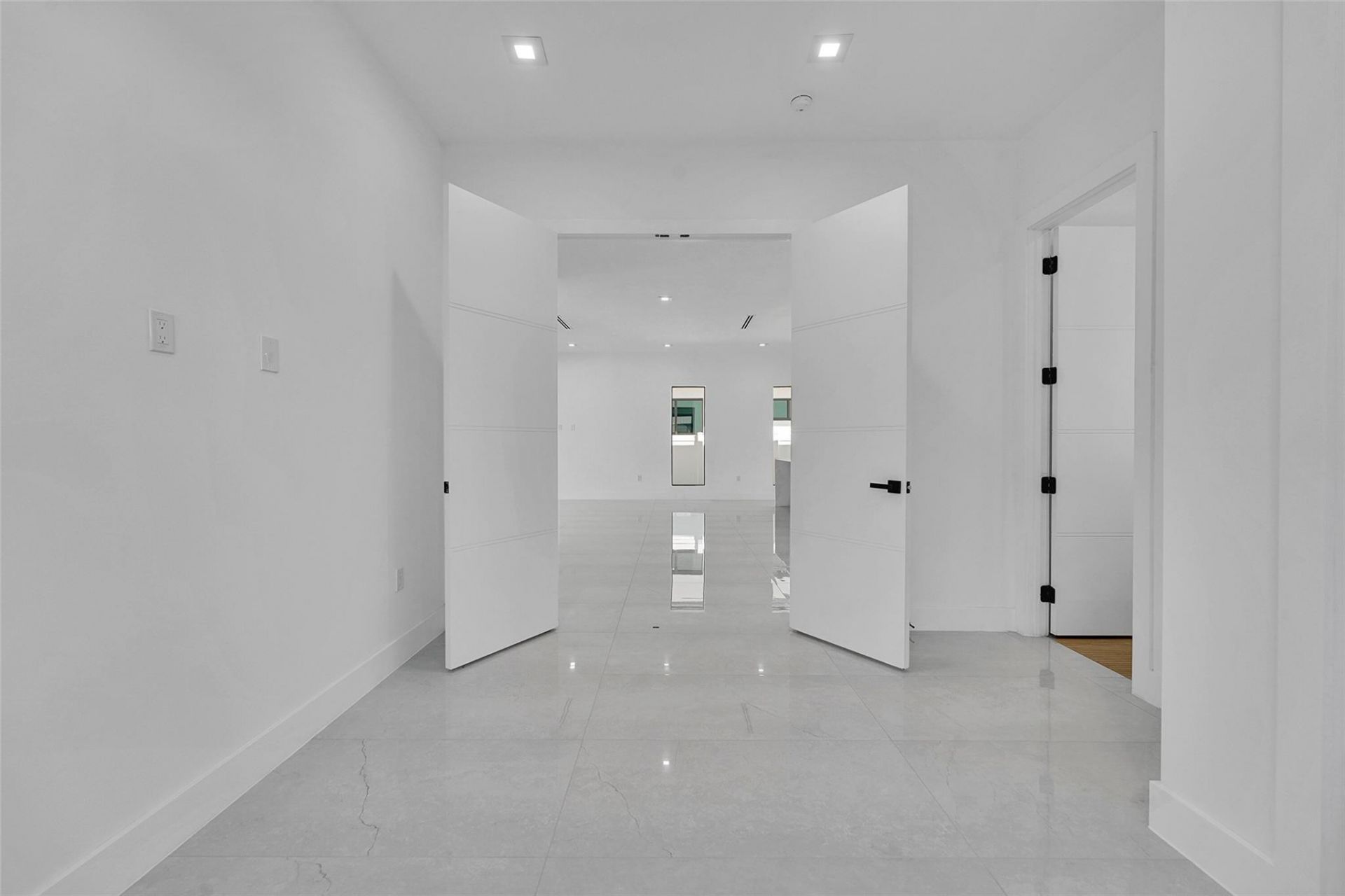 1113 NE 16th Street, Fort Lauderdale, FL 33304 Photo