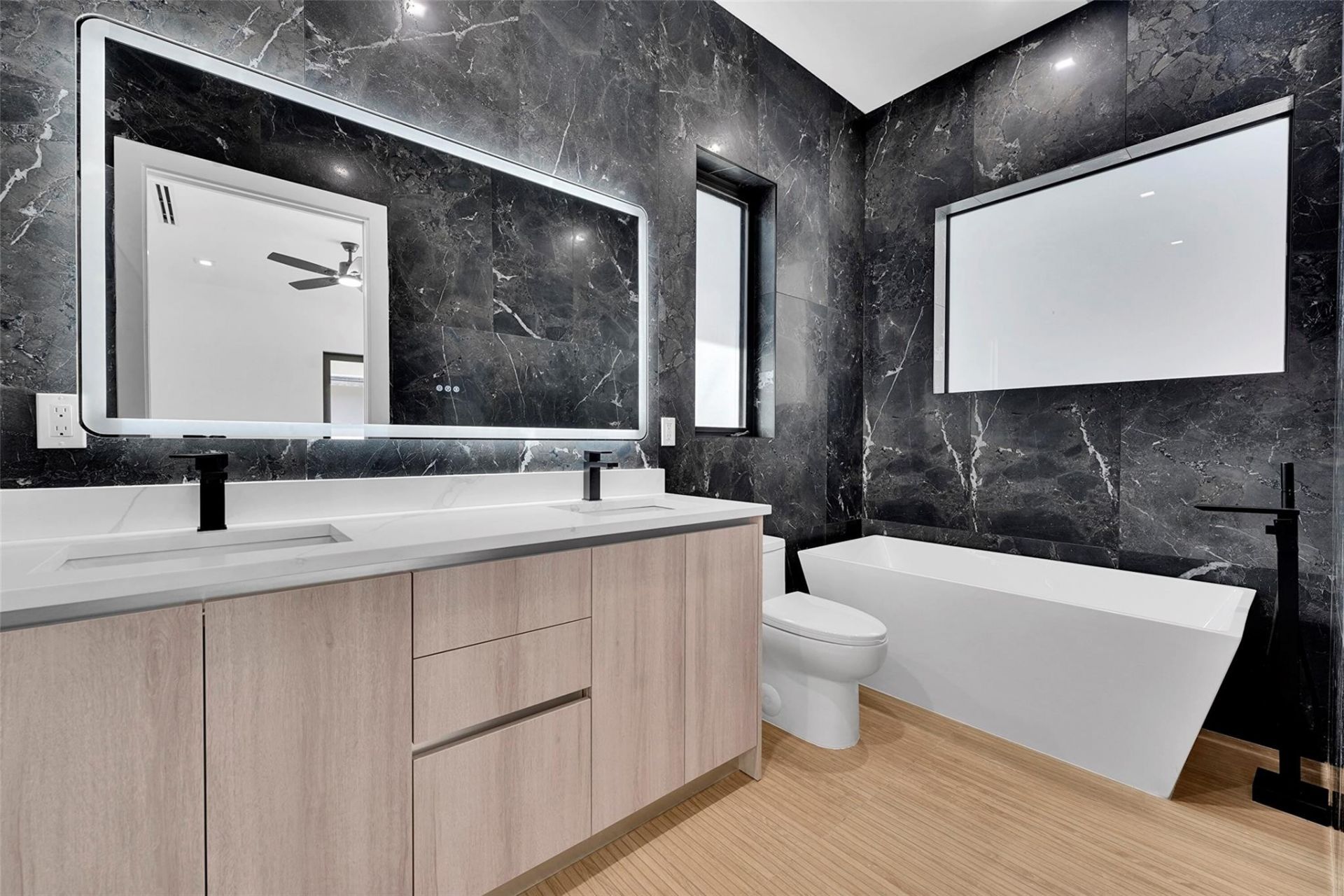 1113 NE 16th Street, Fort Lauderdale, FL 33304 Photo