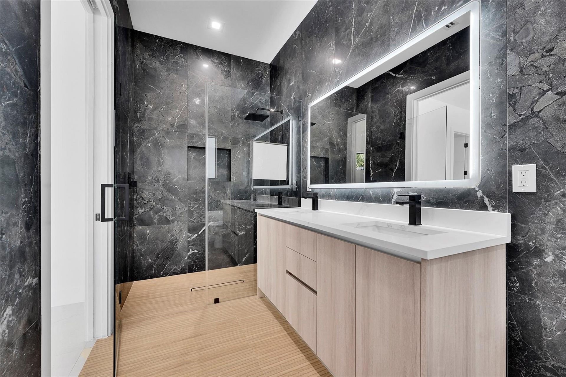 1113 NE 16th Street, Fort Lauderdale, FL 33304 Photo