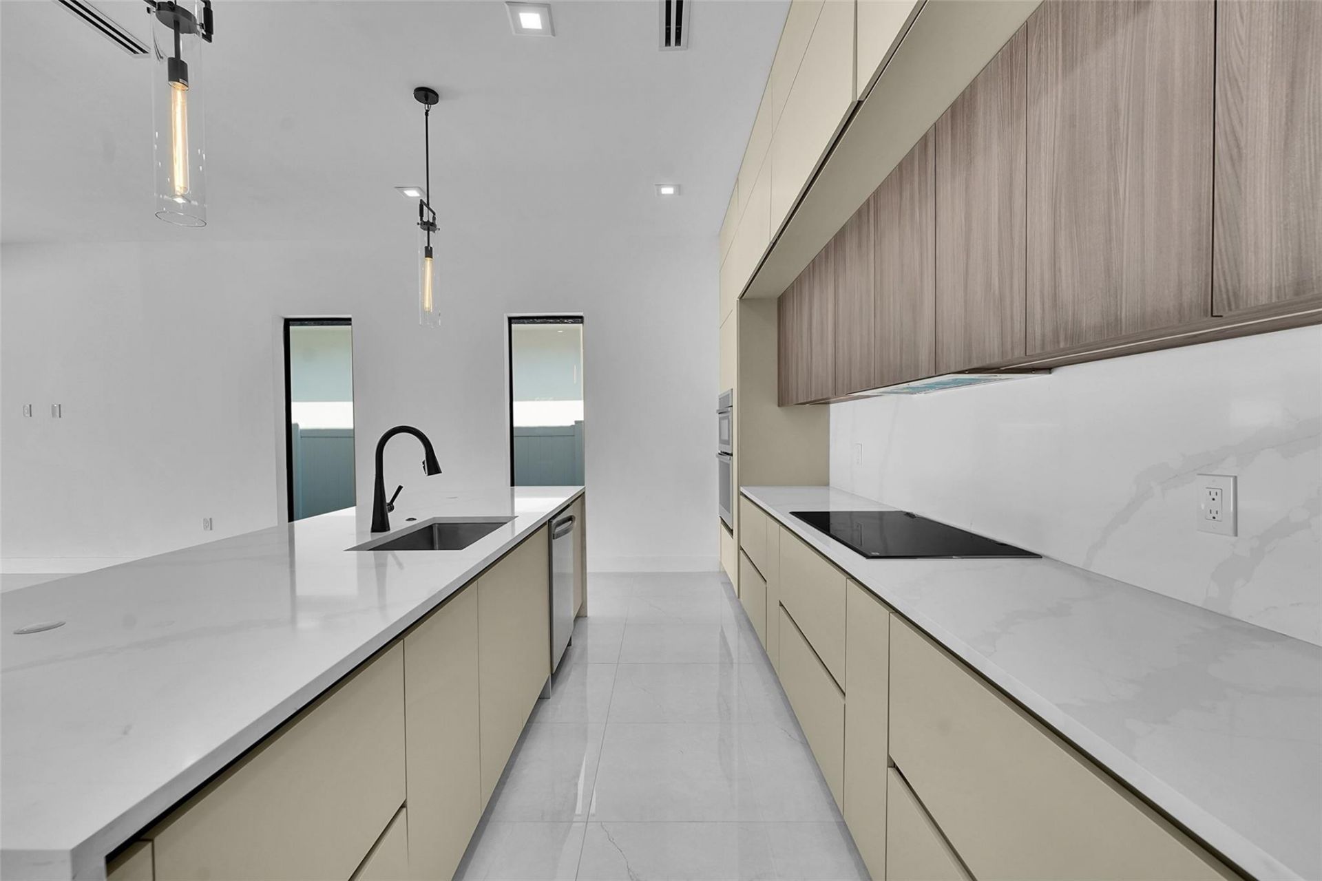 1113 NE 16th Street, Fort Lauderdale, FL 33304 Photo