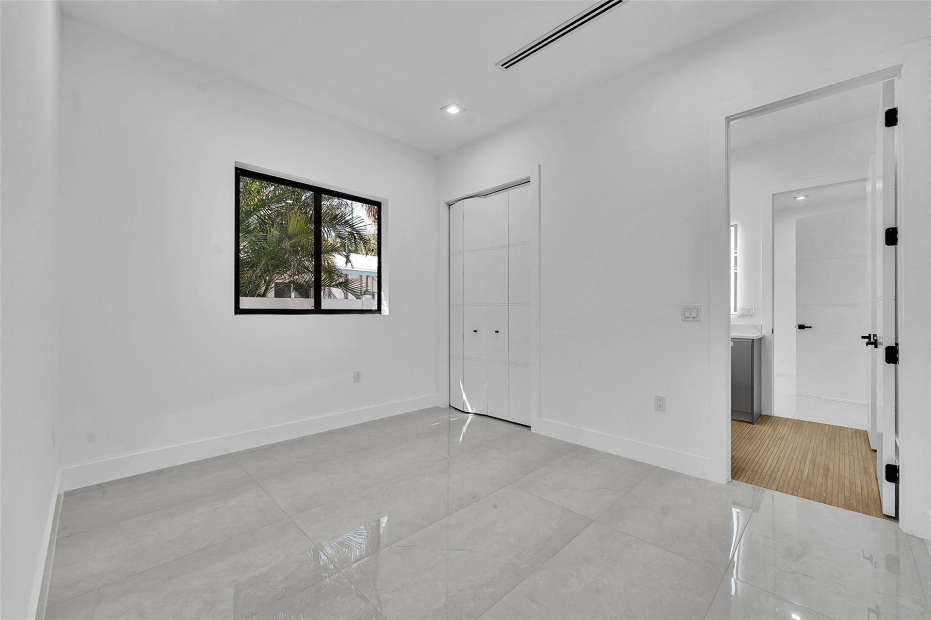 1113 NE 16th Street, Fort Lauderdale, FL 33304 Photo