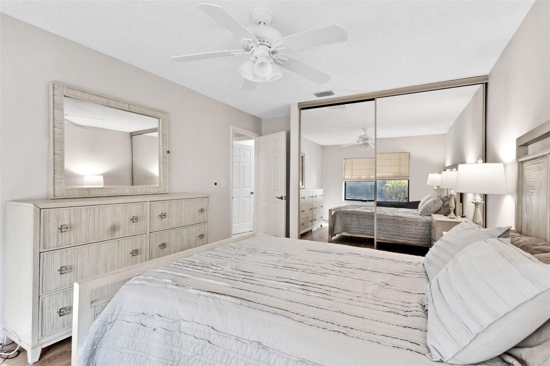 4928 S Boxwood Circle, Boynton Beach, FL 33436 Photo