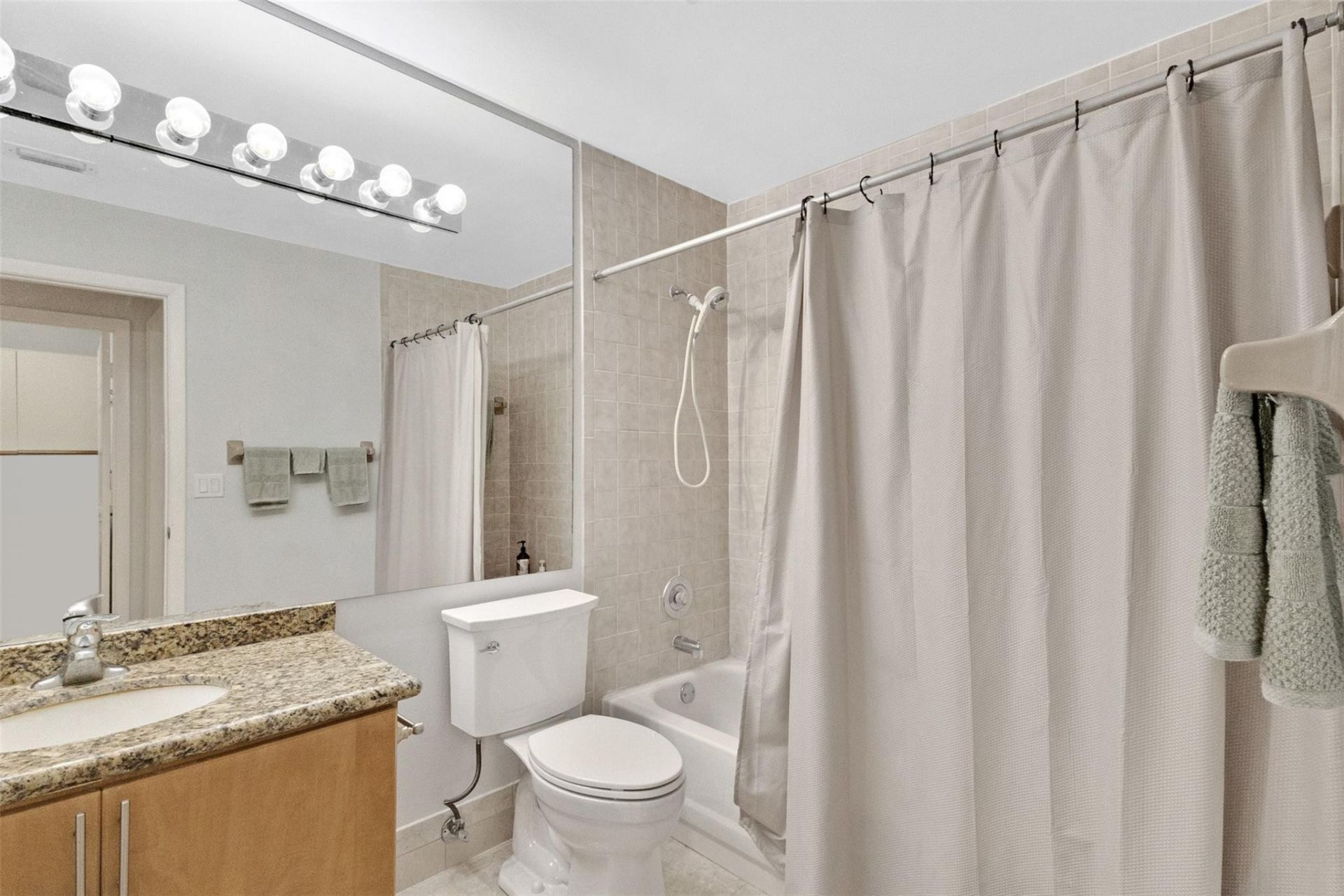 4928 S Boxwood Circle, Boynton Beach, FL 33436 Photo