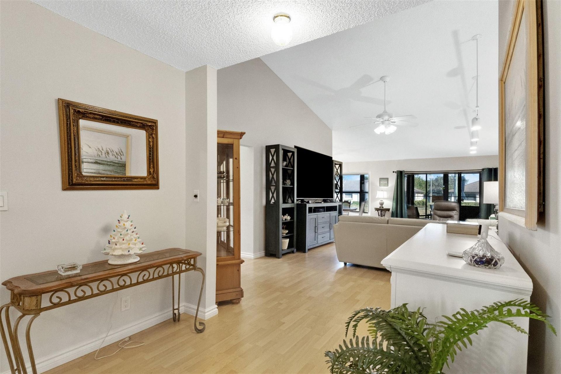 4928 S Boxwood Circle, Boynton Beach, FL 33436 Photo