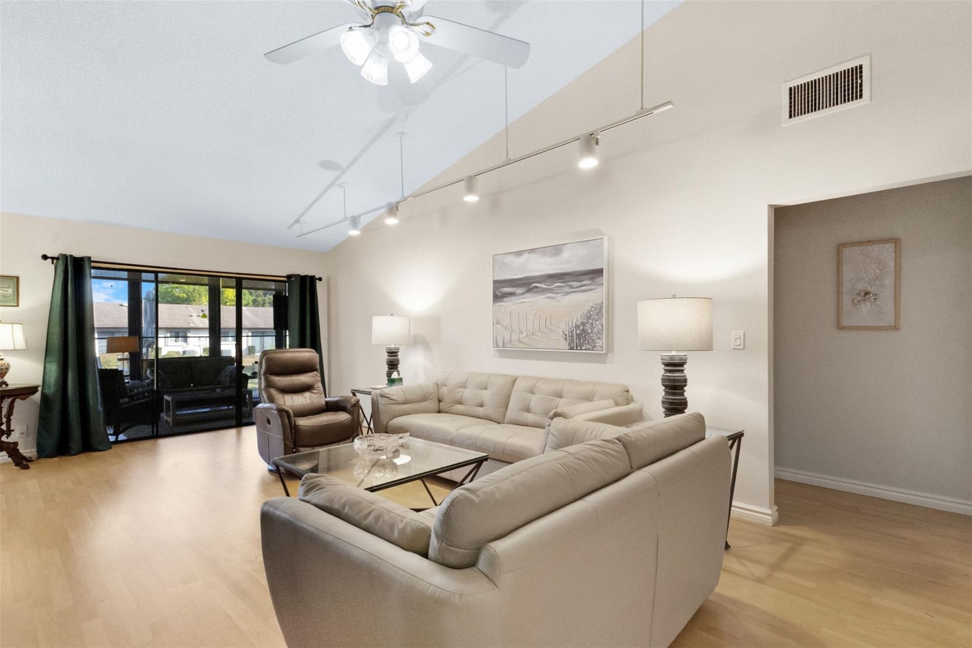 4928 S Boxwood Circle, Boynton Beach, FL 33436 Photo