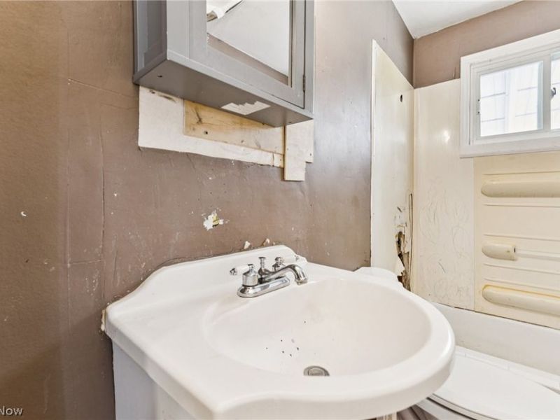 248 Menegay Road, Louisville, OH 44641 Photo 19