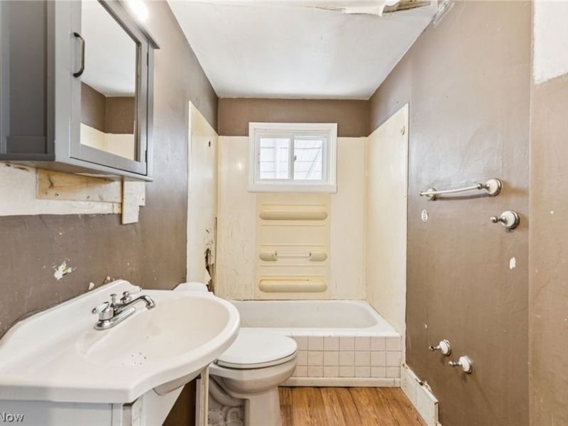 248 Menegay Road, Louisville, OH 44641 Photo 20