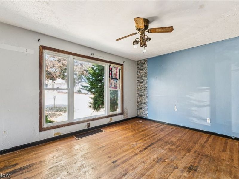 248 Menegay Road, Louisville, OH 44641 Photo 5