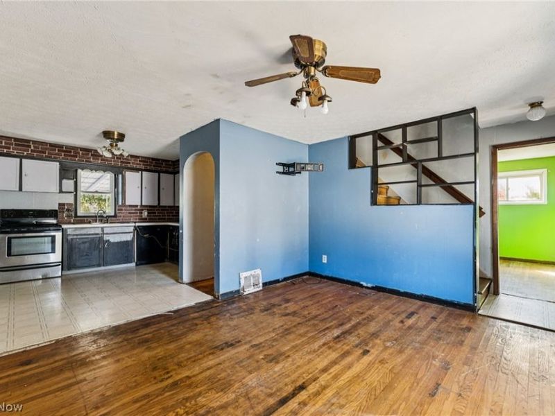 248 Menegay Road, Louisville, OH 44641 Photo 6