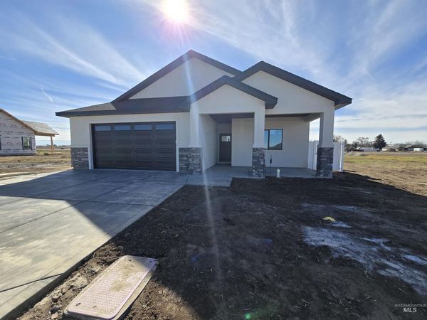 3086 Orion Ave, Twin Falls, ID 83301