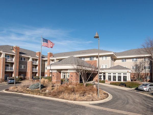 801 N McLean Boulevard, Unit 324, Elgin, IL 60123