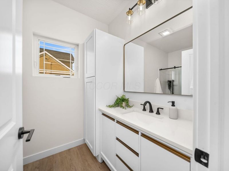 470 Woodlawn Avenue, Columbus, OH 43228 Photo 29