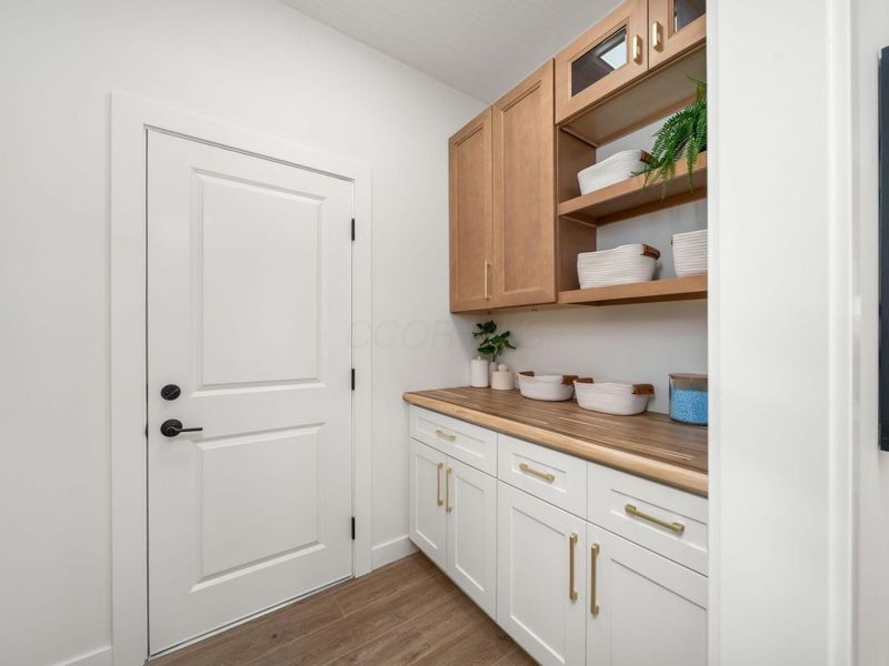 470 Woodlawn Avenue, Columbus, OH 43228 Photo 31