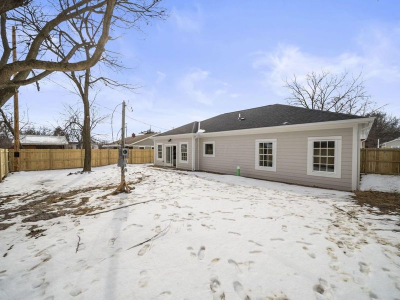 470 Woodlawn Avenue, Columbus, OH 43228 Photo 34