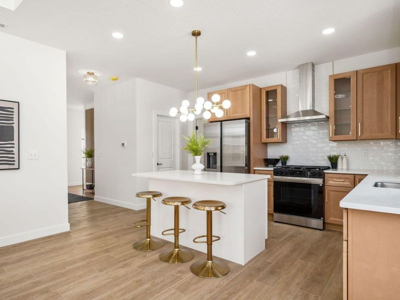 470 Woodlawn Avenue, Columbus, OH 43228 Photo 6