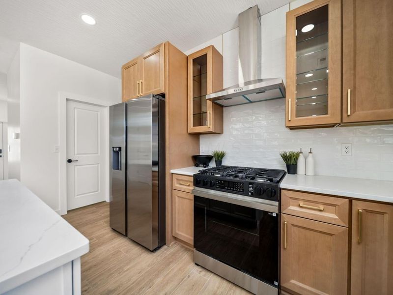 470 Woodlawn Avenue, Columbus, OH 43228 Photo 9