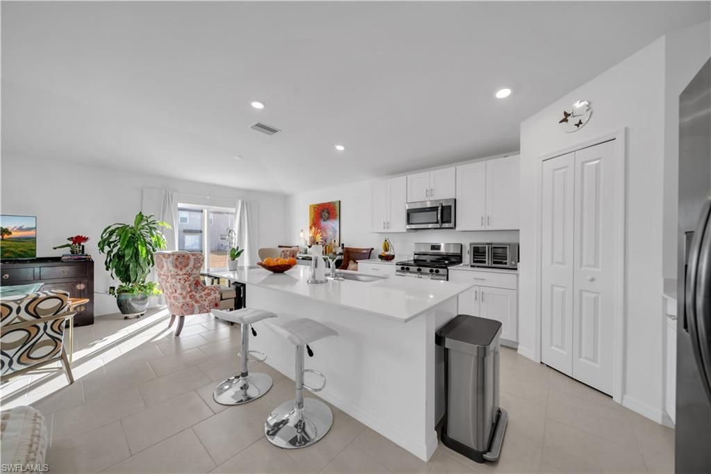 17567 Paradiso Way, North Fort Myers, FL 33917 Photo