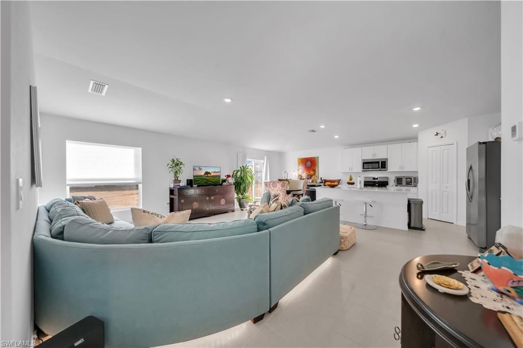 17567 Paradiso Way, North Fort Myers, FL 33917 Photo