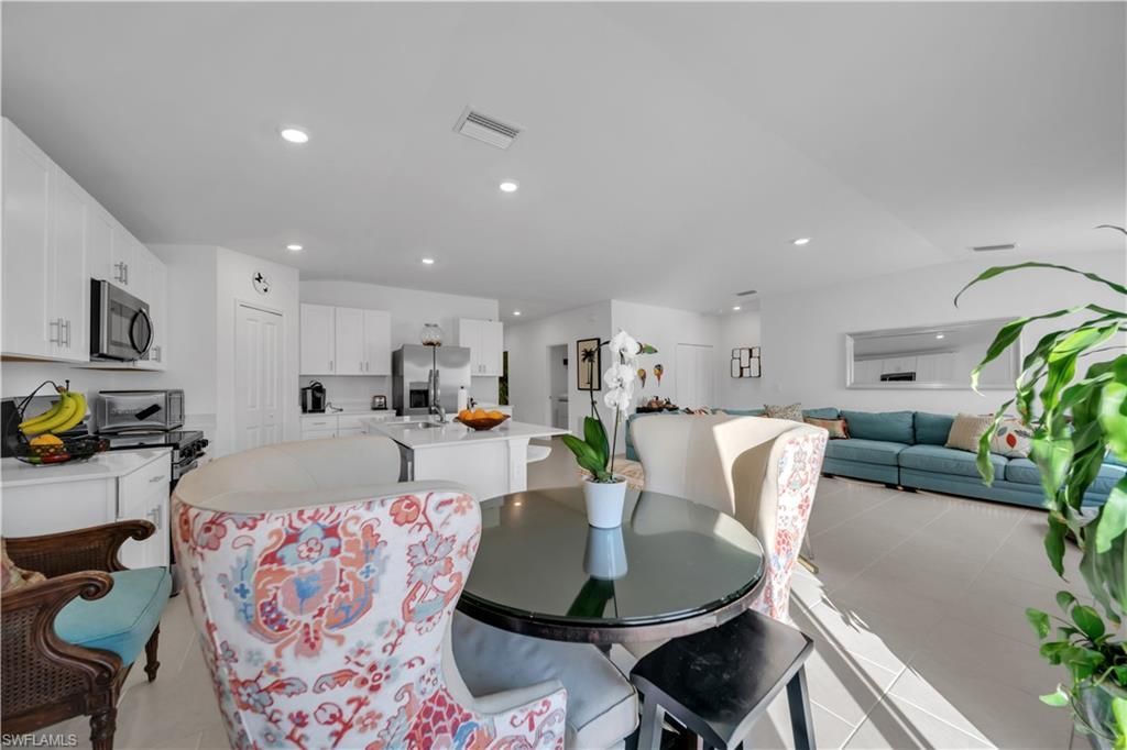 17567 Paradiso Way, North Fort Myers, FL 33917 Photo