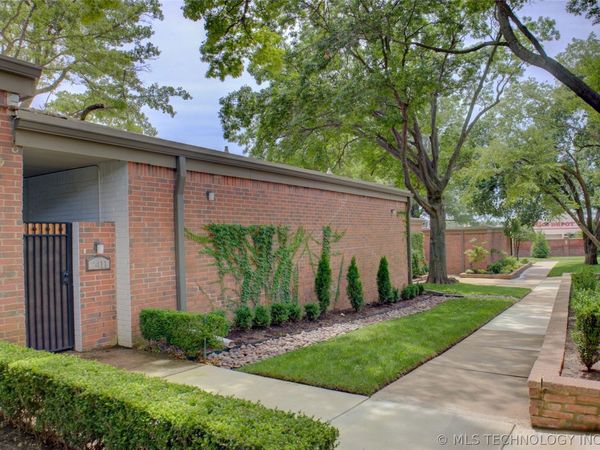 2411 E 72nd Place, Unit 2-A-3, Tulsa, OK 74136