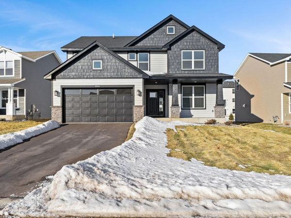 8866 Periwinkle Boulevard, Woodbury, MN 55129