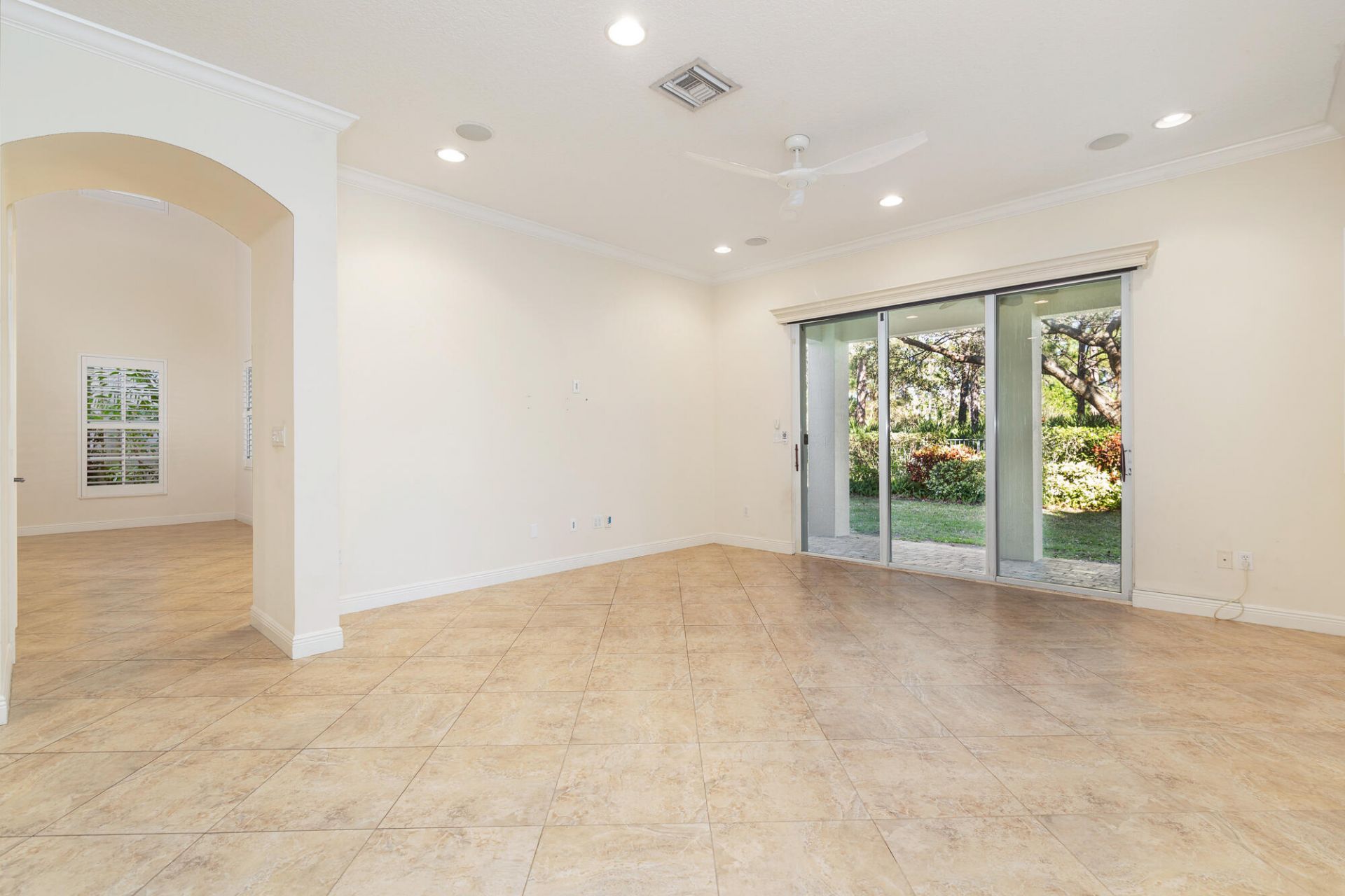 957 Mill Creek Drive, Palm Beach Gardens, FL 33410 Photo