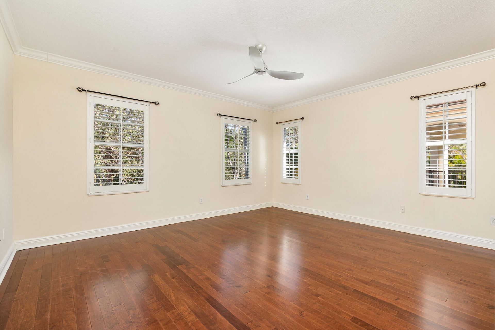 957 Mill Creek Drive, Palm Beach Gardens, FL 33410 Photo