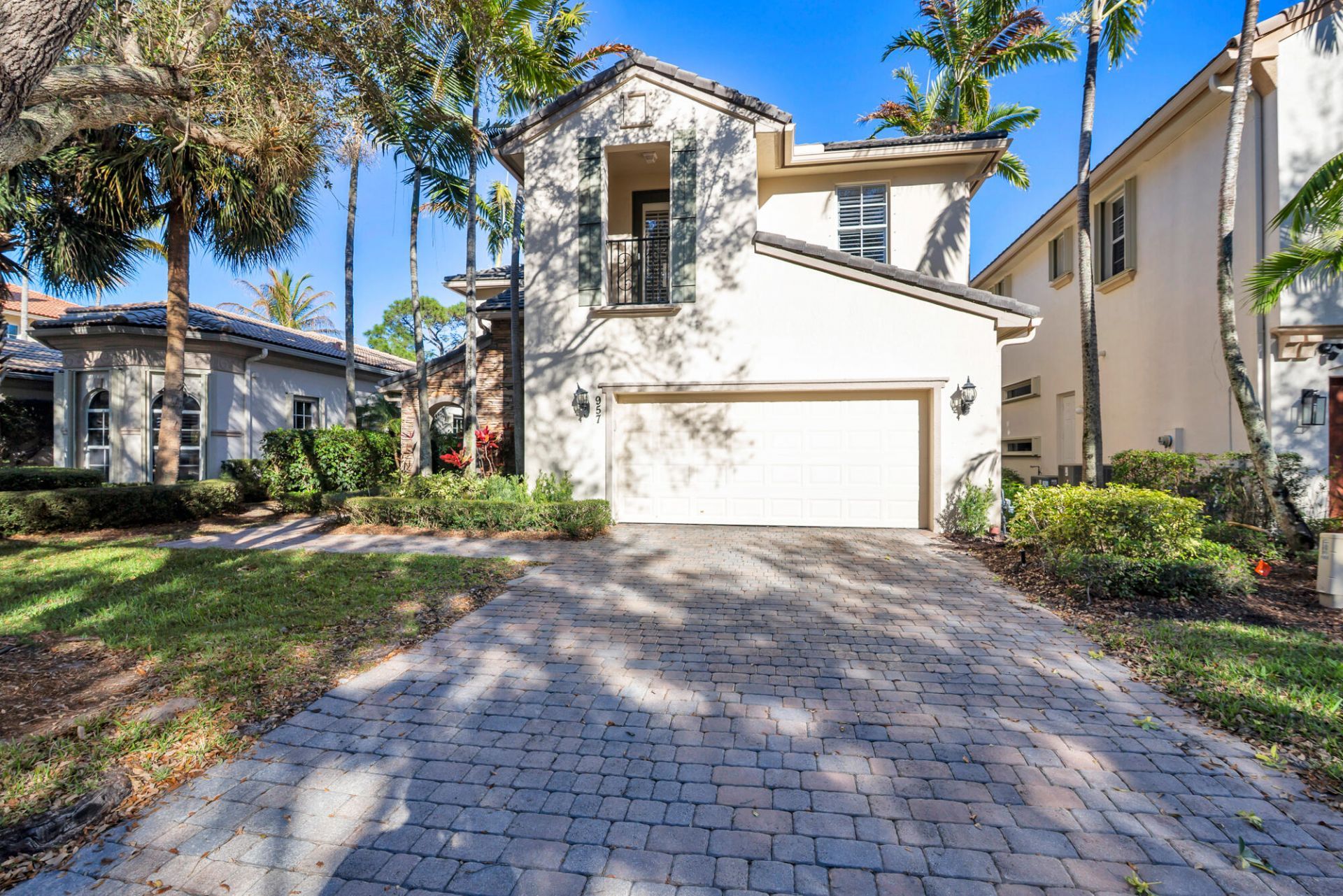 957 Mill Creek Drive, Palm Beach Gardens, FL 33410 Photo