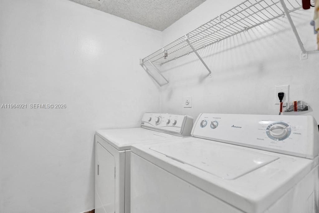 351 Palm Way , Unit 108, Pembroke Pines, FL 33025 Photo