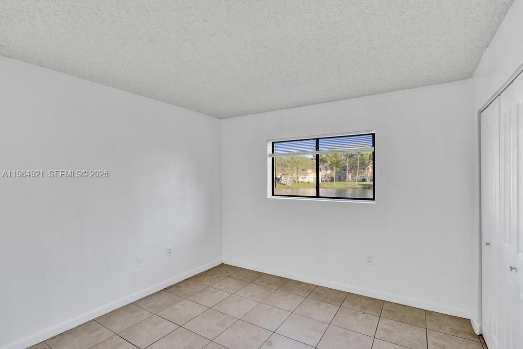 351 Palm Way , Unit 108, Pembroke Pines, FL 33025 Photo