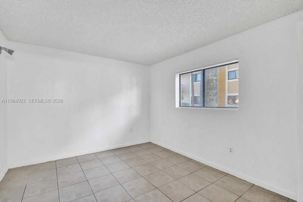 351 Palm Way , Unit 108, Pembroke Pines, FL 33025 Photo