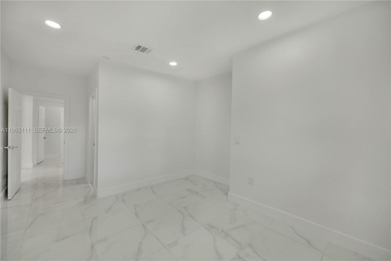 536 NW 25th Ave , Unit A, Miami, FL 33125 Photo